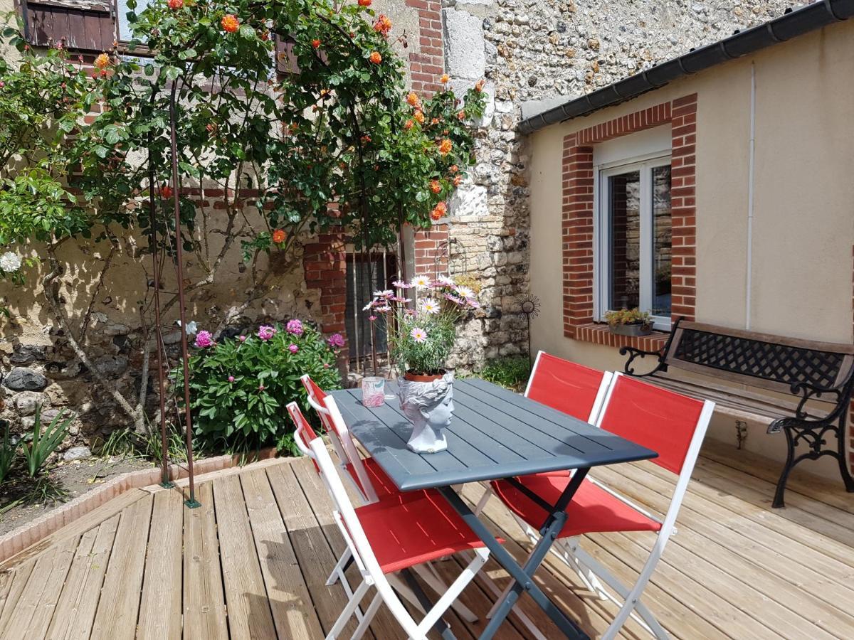 Appartement La tourterelle à La Rivière-Saint-Sauveur Extérieur photo